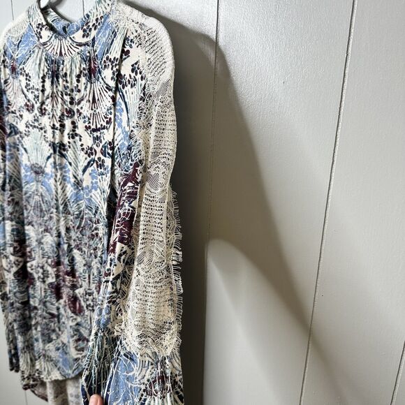 Free People Size Large Nouveau Blouse Blue Boho Top Keyhole Back Lace Faux Wrap - Picture 7 of 16